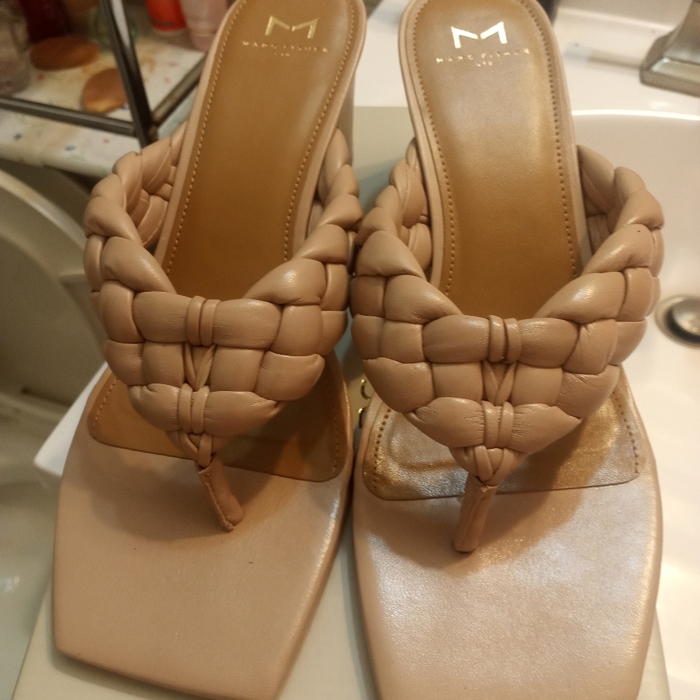 Marc fisher sandals 9.5
